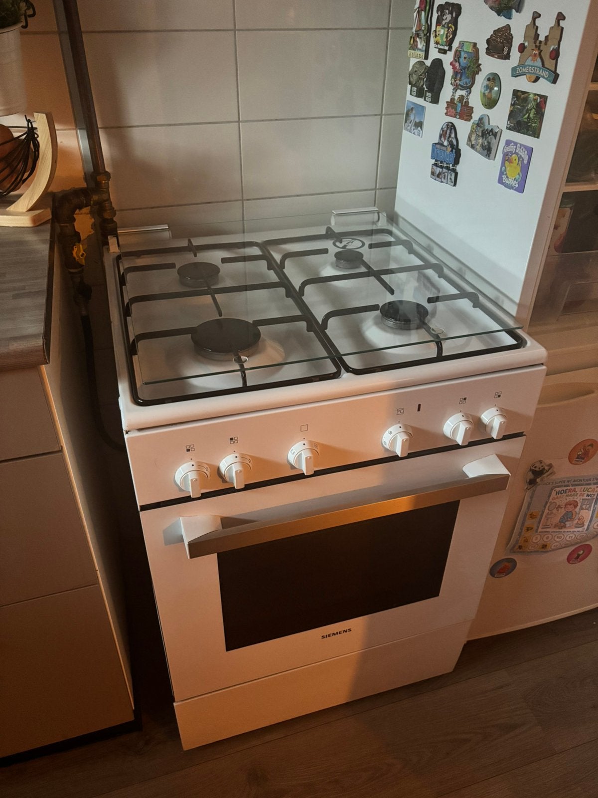 Gas fornuis i, Ophalen, 4 kookzones, Zo goed als nieuw, Gas