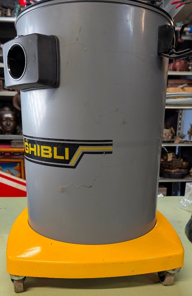 vat voor stofzuiger Ghibli, Stofzak, Overige merken, Ophalen of Verzenden, Zo goed als nieuw