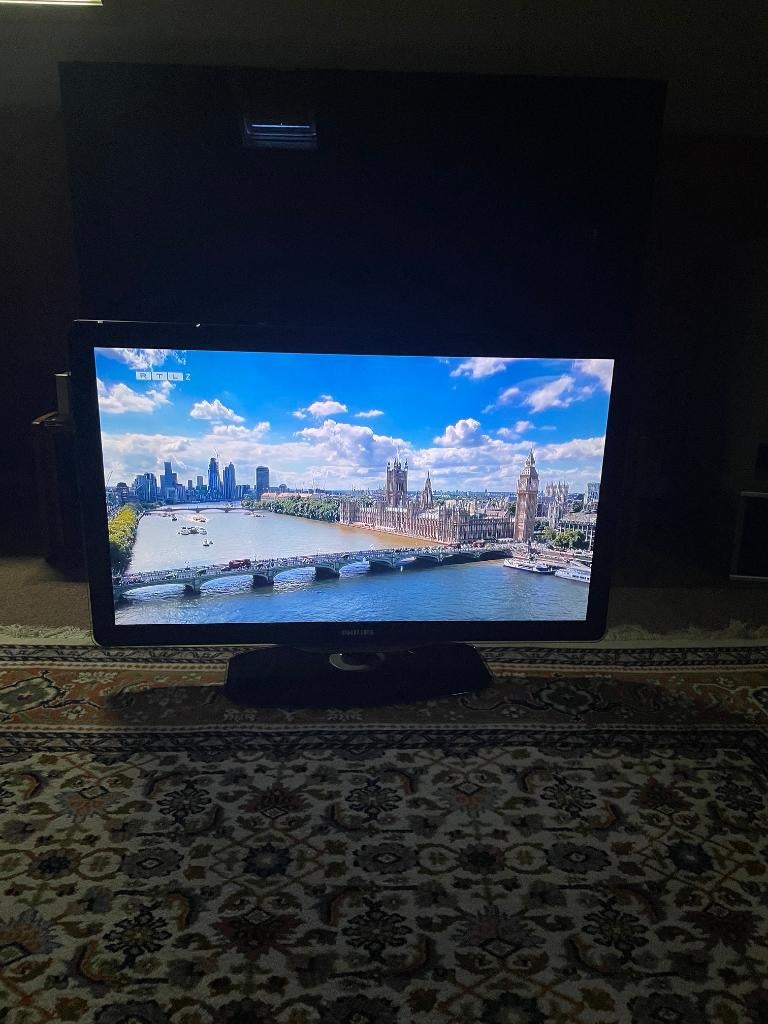 Philips Ambilight 37 inch, Audio, Tv en Foto, Televisies, Ophalen, Philips, Gebruikt, 50 Hz