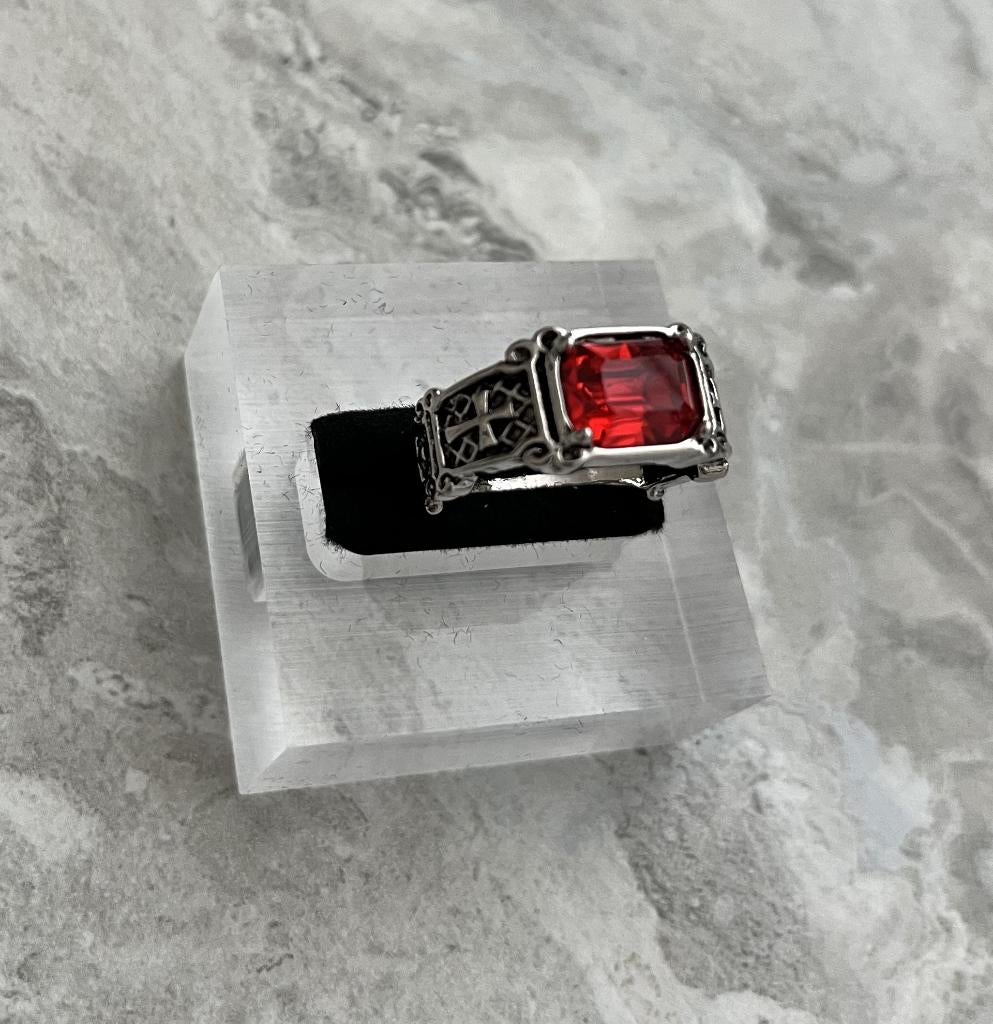 Ring Tibet zilver met Rode steen maat 19 -NIEUW-, Sieraden, Tassen en Uiterlijk, Ringen, Overige materialen, 19 tot 20, Nieuw