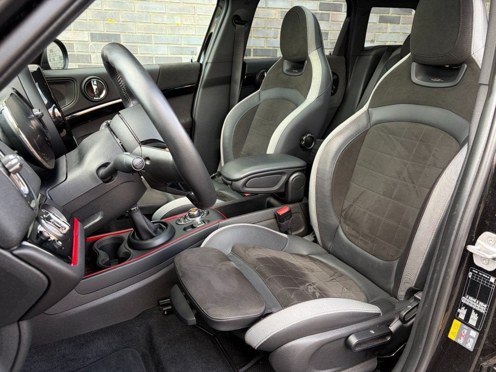 Mini COUNTRYMAN 1.5 SE ALL4 JCW - PANO - FACELIFT - TREKH. -, Auto's, Automaat, 125 pk, Gebruikt, Euro 6