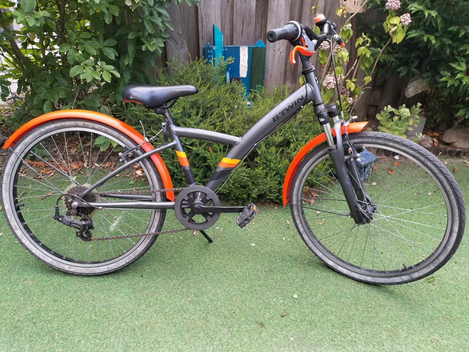 B'Twin kinderfiets 24 inch - 7-9 jaar, Ophalen, 20 inch of meer, Gebruikt, Velgrem