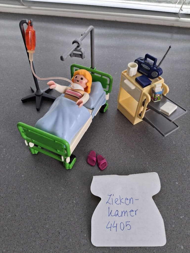 Playmobil 4405 Ziekenkamer, Ophalen, Zo goed als nieuw, Complete set