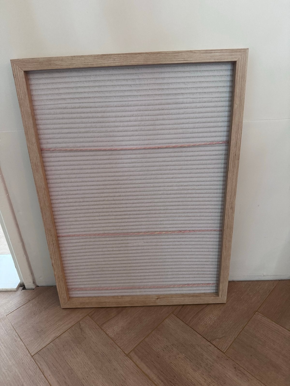 Wanddecoratie met houten lijst en textiel, Huis en Inrichting, Ophalen, Hout, Meerkleurig, Wandkleed