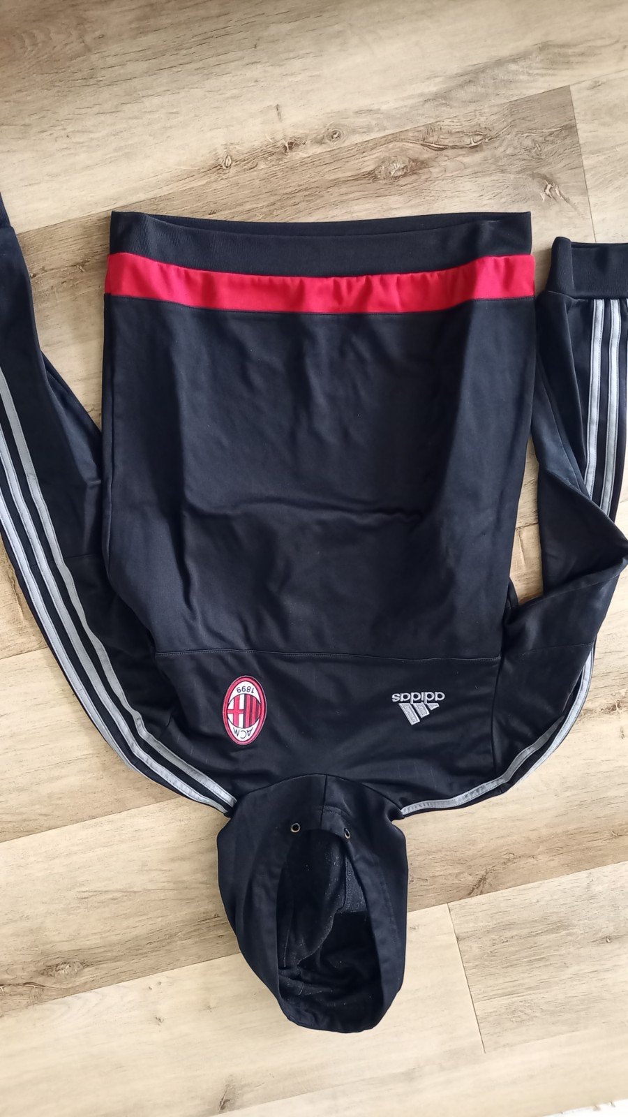 Adidas AC Milan trainingspak - Zo goed als nieuw, Kleding | Heren, Maat 48/50 (M), Zwart, Ophalen of Verzenden, Zo goed als nieuw