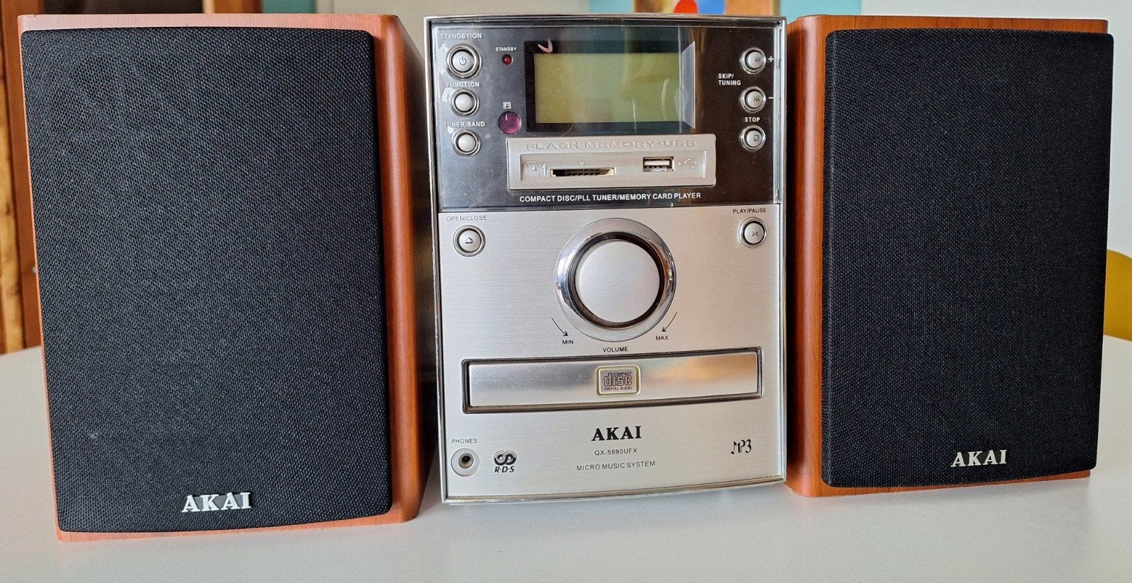 Akai QX-5690UFX Micro Muzieksysteem met Speakers, Ophalen of Verzenden, Cd-speler, Akai, Microset