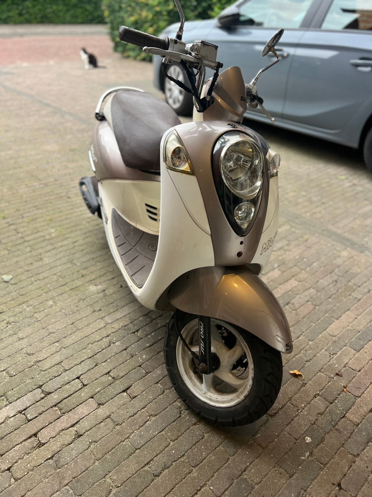 Sym mio brom, Fietsen en Brommers, Scooters | SYM, Maximaal 45 km/u, Zo goed als nieuw, Benzine, 50 cc