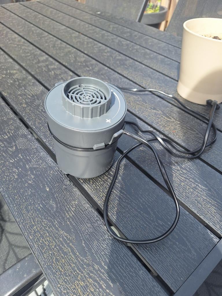Pomp voor intex luchtbed, Ophalen