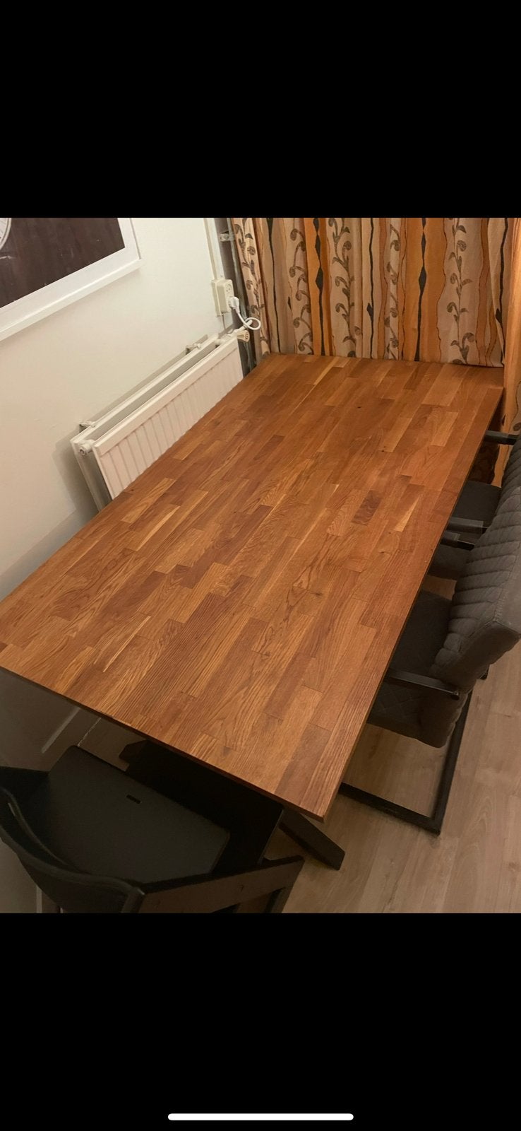 Mooie tafel eikenhout, Eikenhout, 200 cm of meer, Zo goed als nieuw, Ovaal