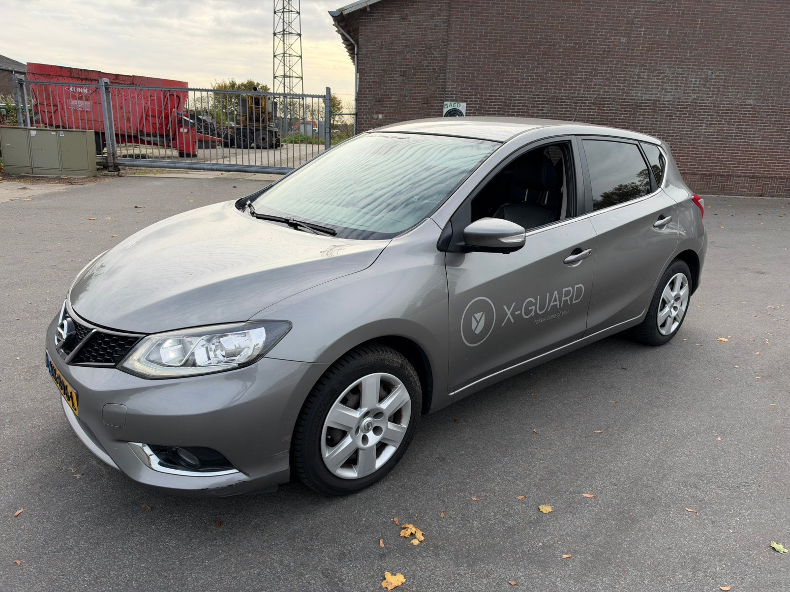 Nissan Pulsar 1.5 DCI 81KW 2016 Grijs, Auto's, Voorwielaandrijving, Dealer onderhouden, 28 km/l, 4 cilinders