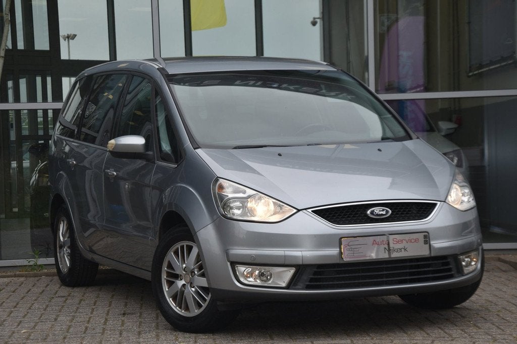 Ford Galaxy 2.0-16V Ghia Airco Elek. Ramen 7 Persoons Lm-Vel, Auto's, Ford, Voorwielaandrijving, Stof, Gebruikt, Zwart