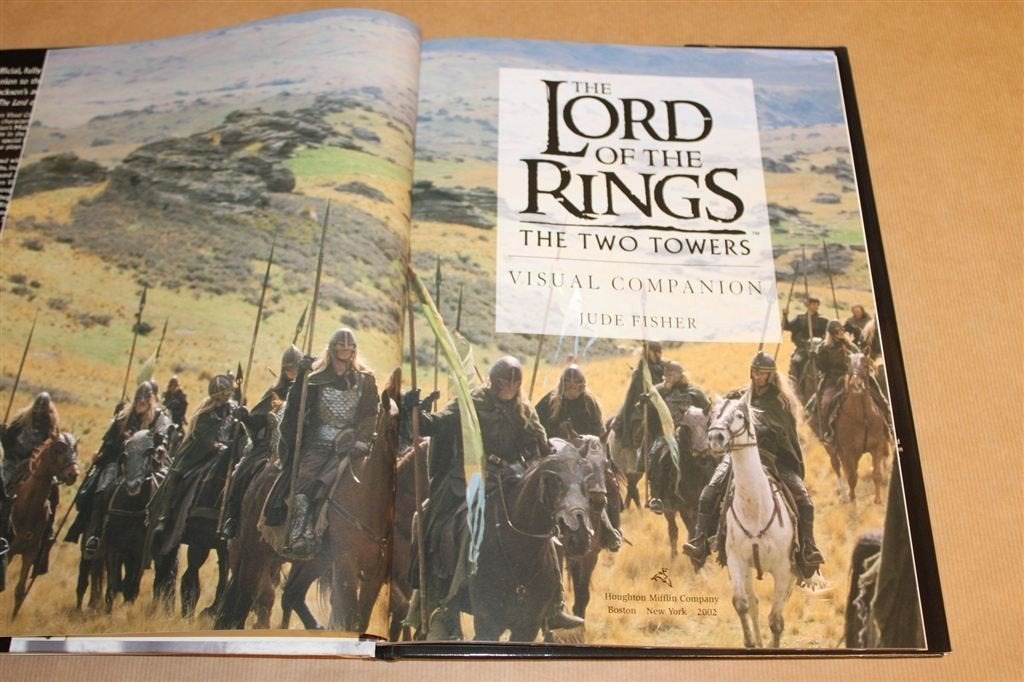 Lord of the Rings Two Towers — Visuele Filmgids Groot Form., Boeken, Ophalen of Verzenden, Gelezen, Personen