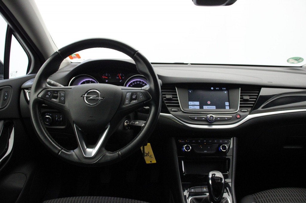 Opel Astra Sports Tourer 1.2 Design & Tech - Carplay, Camera, 1199 cc, Met garantie (alle), Wit, Origineel Nederlands