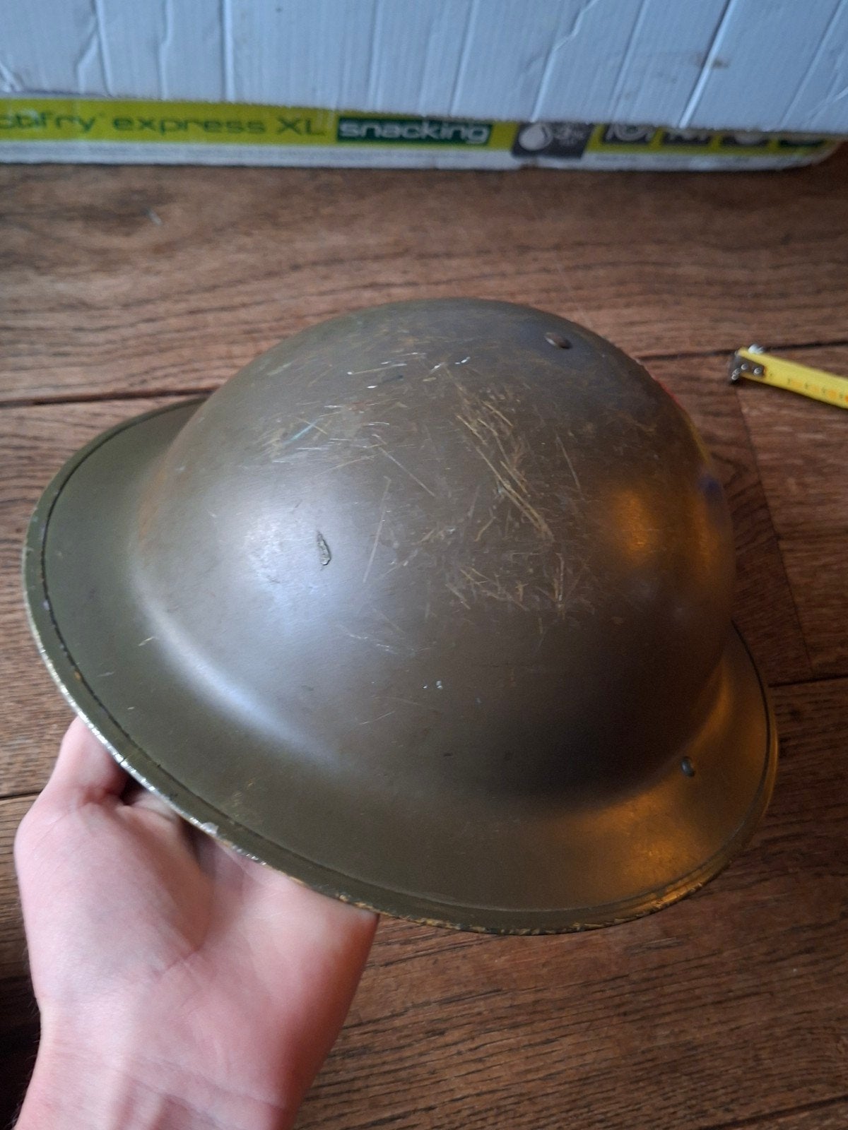 Canadese brodie helm MKII 1942 C.L./C, Ophalen of Verzenden, Landmacht, Overige gebieden, Helm of Baret