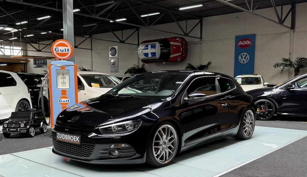Volkswagen Scirocco 2.0 DSG! Leer! Cruise! Clima! (bj 2010), Auto's, Automaat, Gebruikt, 4 cilinders, 1984 cc