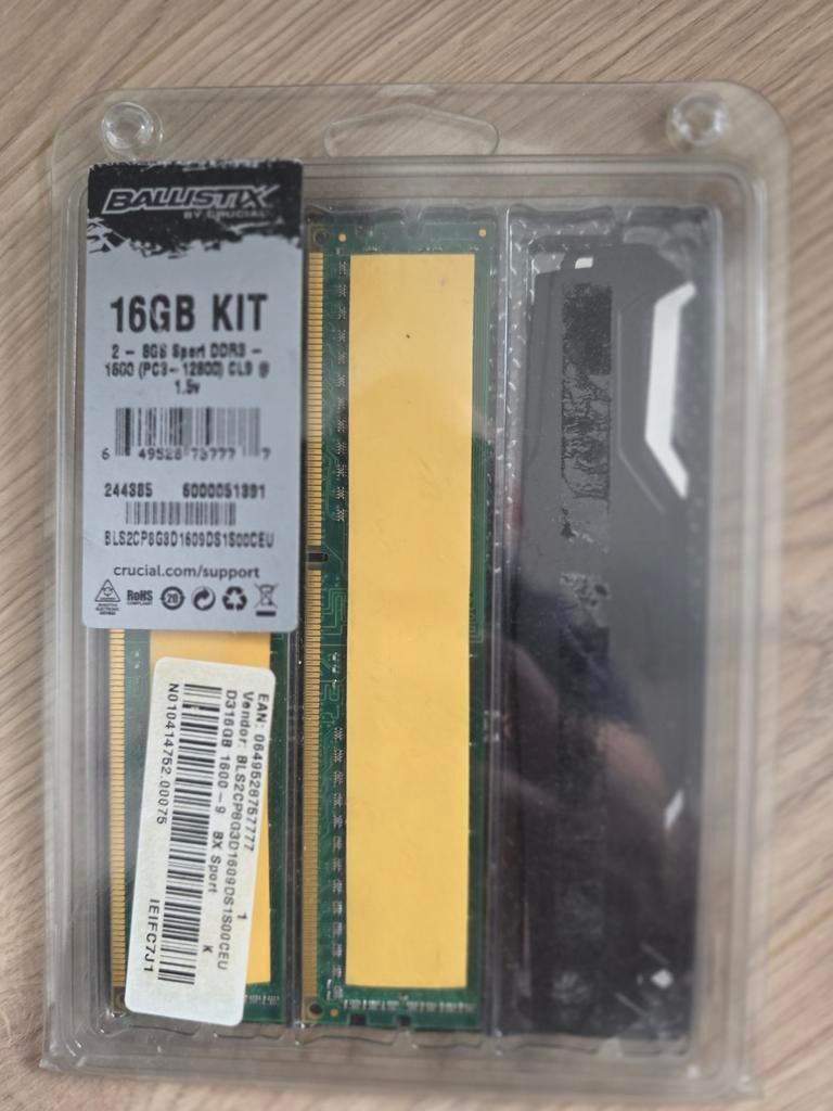 Ballistix Sport DDR3 RAM 16GB Kit (2x8GB) 1600MHz, Computers en Software, RAM geheugen, Server, DDR3, Ophalen of Verzenden, Zo goed als nieuw