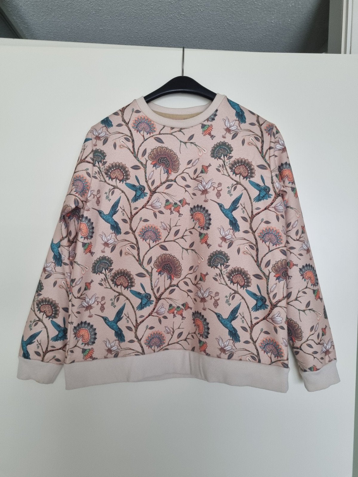 Est'Seven sweater – maat XS – kleurrijke print, Kleding | Dames, Est'Seven, Ophalen of Verzenden, Zo goed als nieuw, Maat 34 (XS) of kleiner