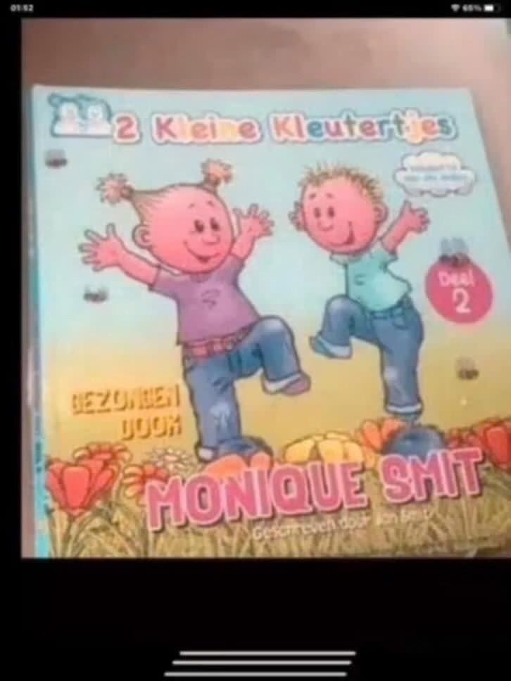 2 Kleine Kleutertjes - Monique Smit (Deel 2), Ophalen of Verzenden, Zo goed als nieuw, Monique Smit, 2 tot 3 jaar