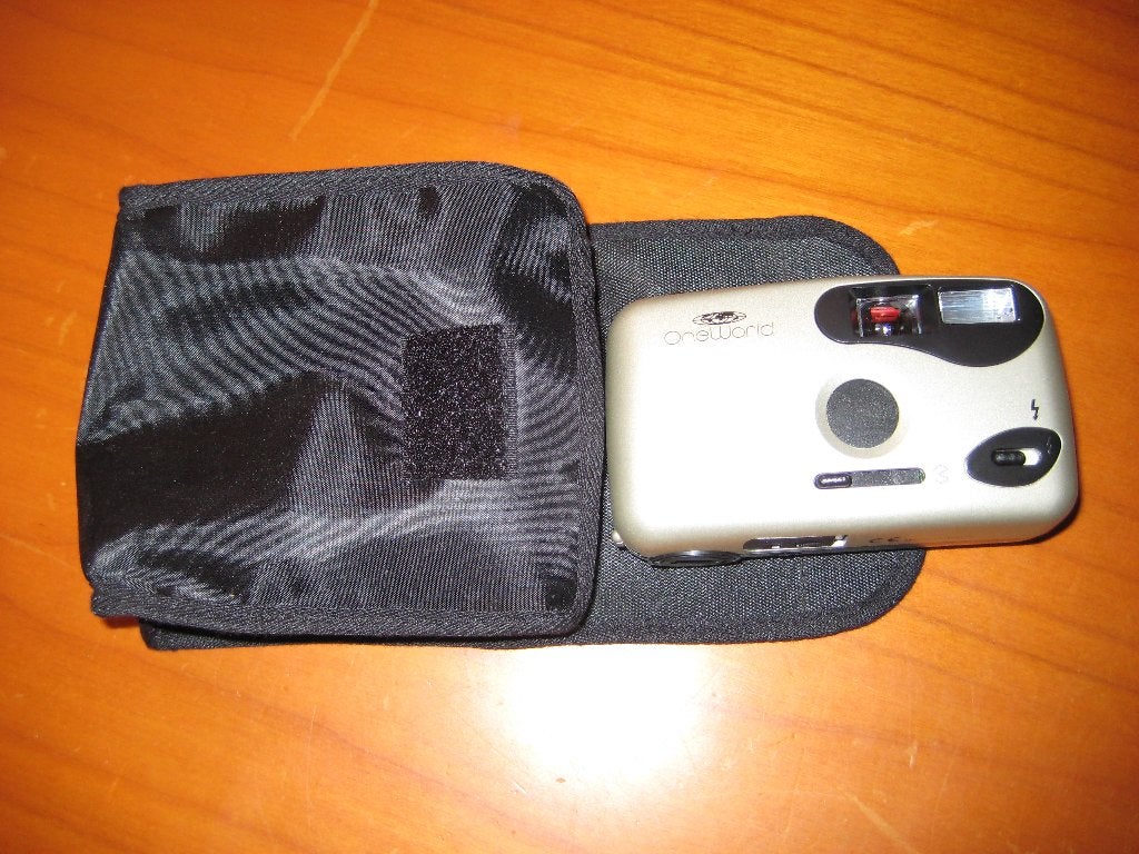 One World fotocamera met tasje, Ophalen of Verzenden, Zo goed als nieuw, Compact, Overige Merken