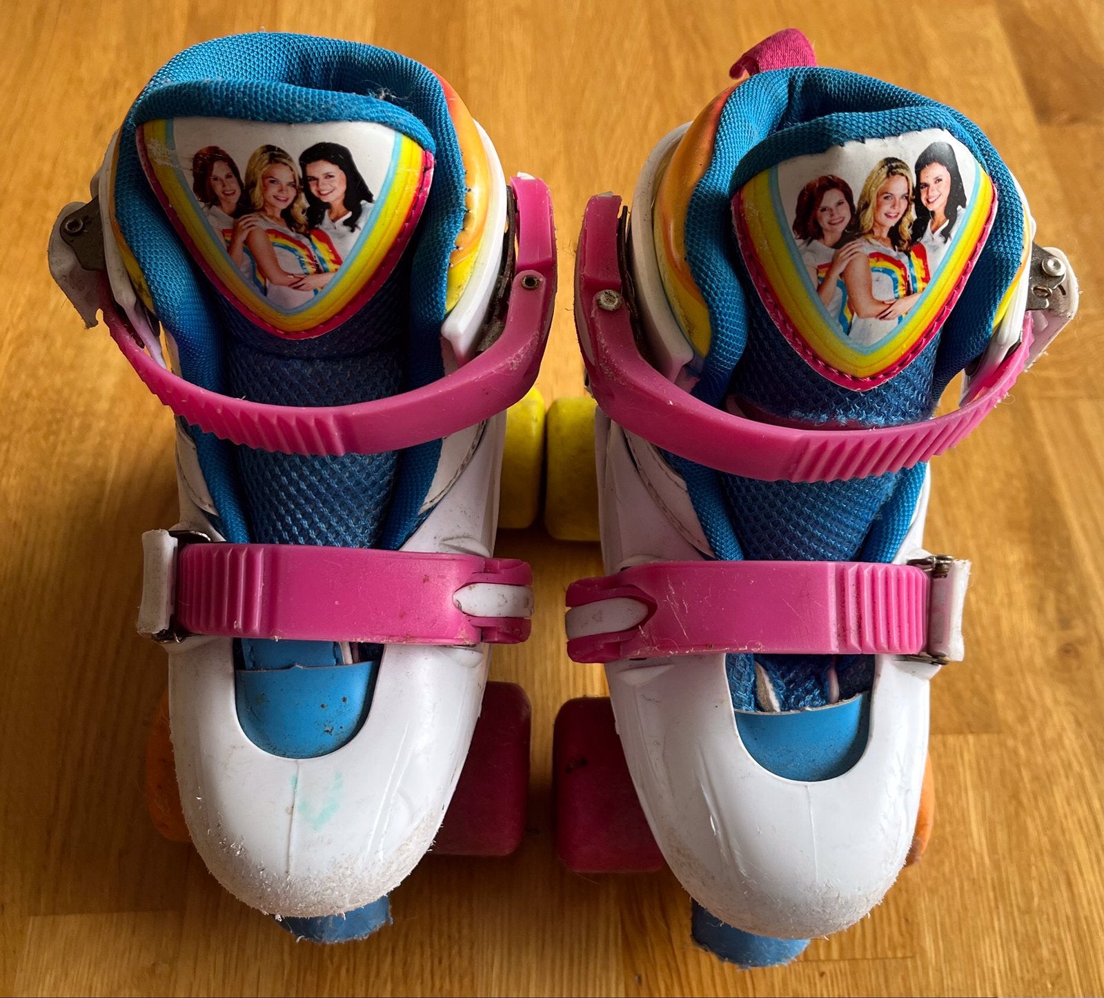 K3 rolschaatsen verstelbaar mt 27 t/m 30 +gratis bescherming, Ophalen of Verzenden, Verstelbaar, Zo goed als nieuw, Kinderen