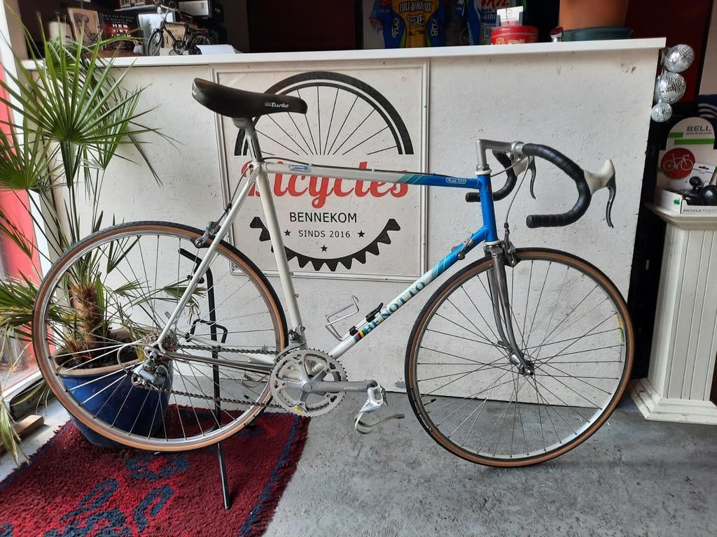 Benotto racefiets 2x7 speed, framemaat 60cm  €200, Fietsen en Brommers, Fietsen | Racefietsen, 28 inch, Gebruikt, Benotto, Velgrem
