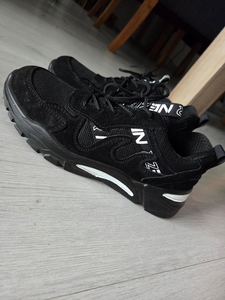 Werkschoenen, Nezr Pro, Zwart, Ophalen of Verzenden, Zo goed als nieuw