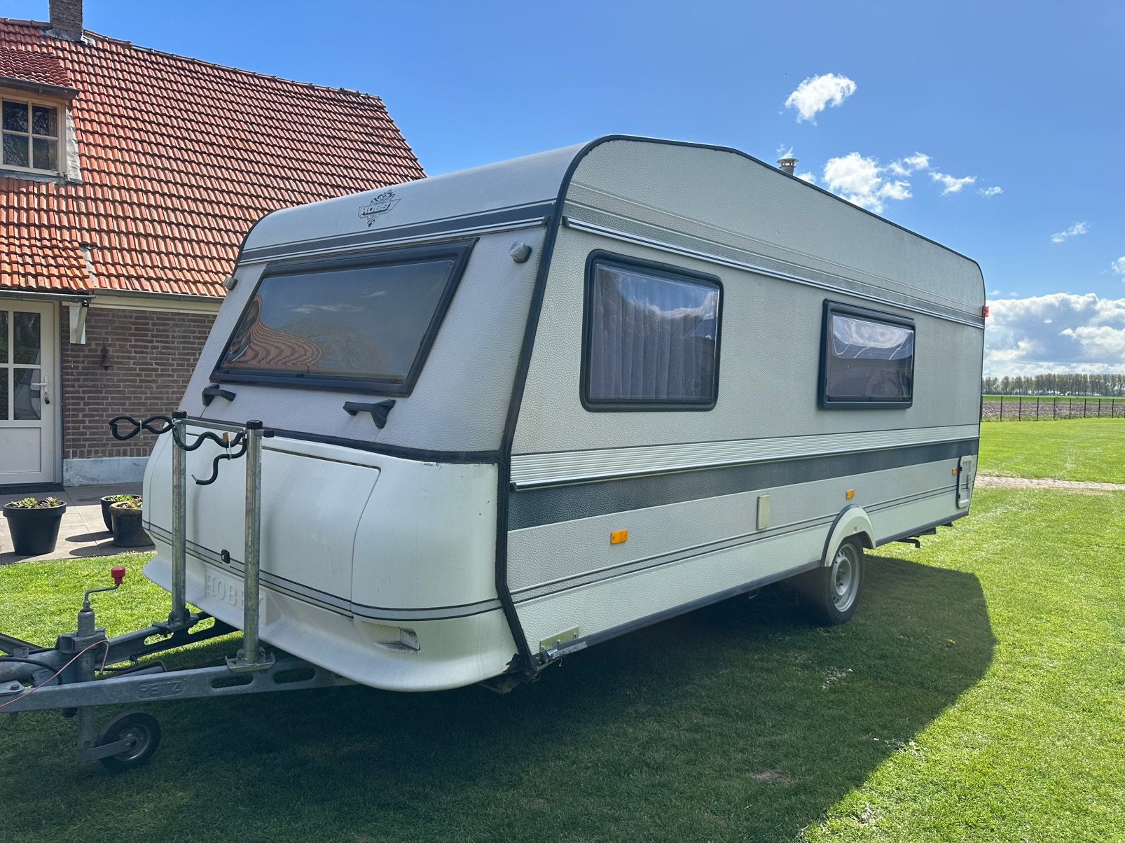 Hobby 520 + Voortent, Uitbouw voortent, Rondzit, Hobby, Bedrijf