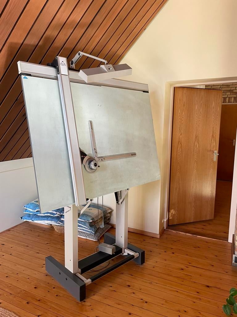 Tekentafel authentiek, Doe-het-zelf en Verbouw, Tekentafels, Ophalen, Gebruikt, 150 tot 170 cm, Verlichting