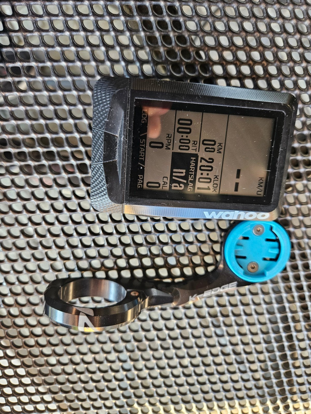 Wahoo ELEMNT BOLT V1 fietscomputer met sensoren, Fietsen en Brommers, Fietsaccessoires | Fietscomputers, Ophalen of Verzenden