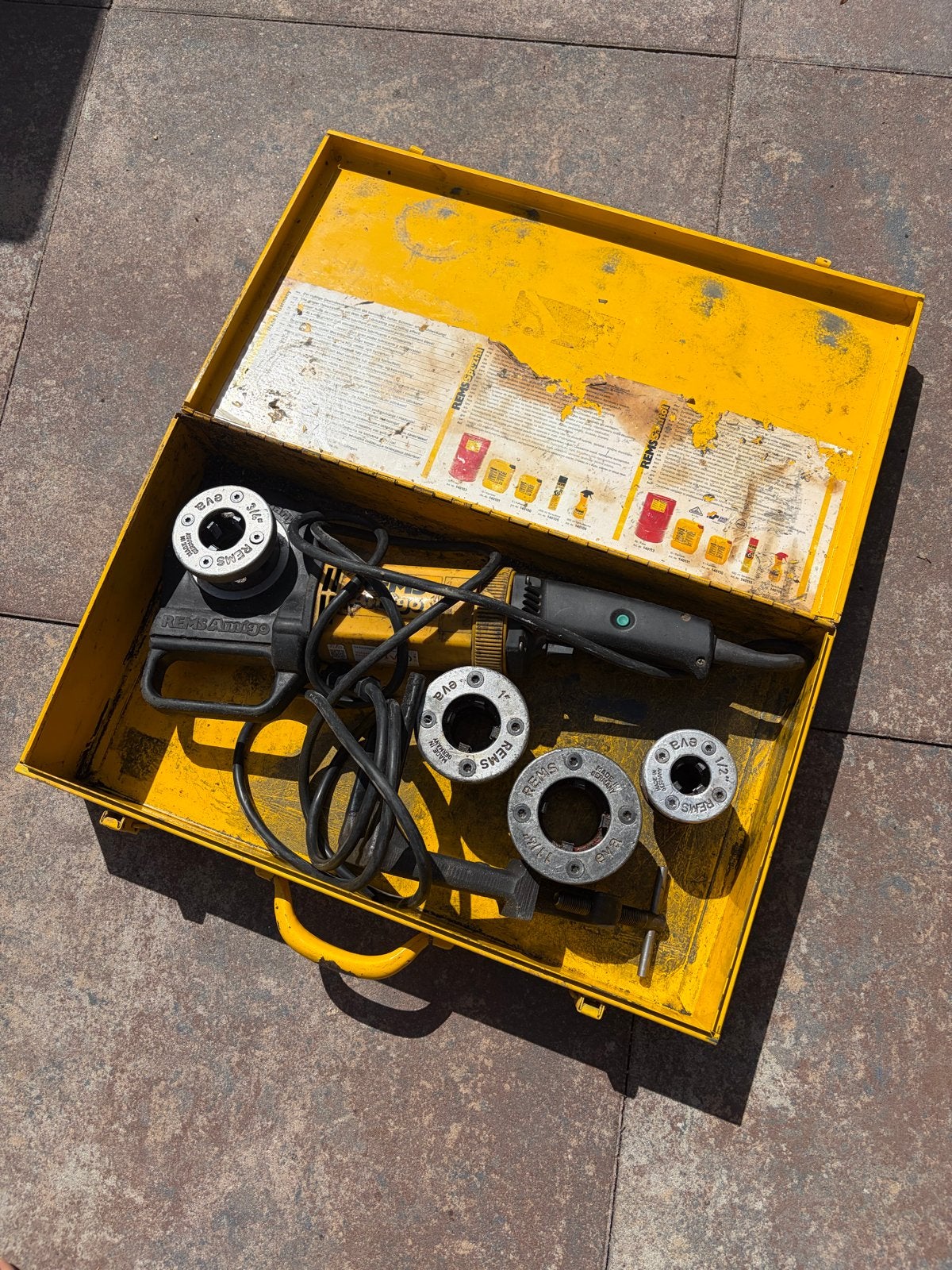 REMS Amigo draadsnijmachine in koffer, Ophalen of Verzenden, Gebruikt