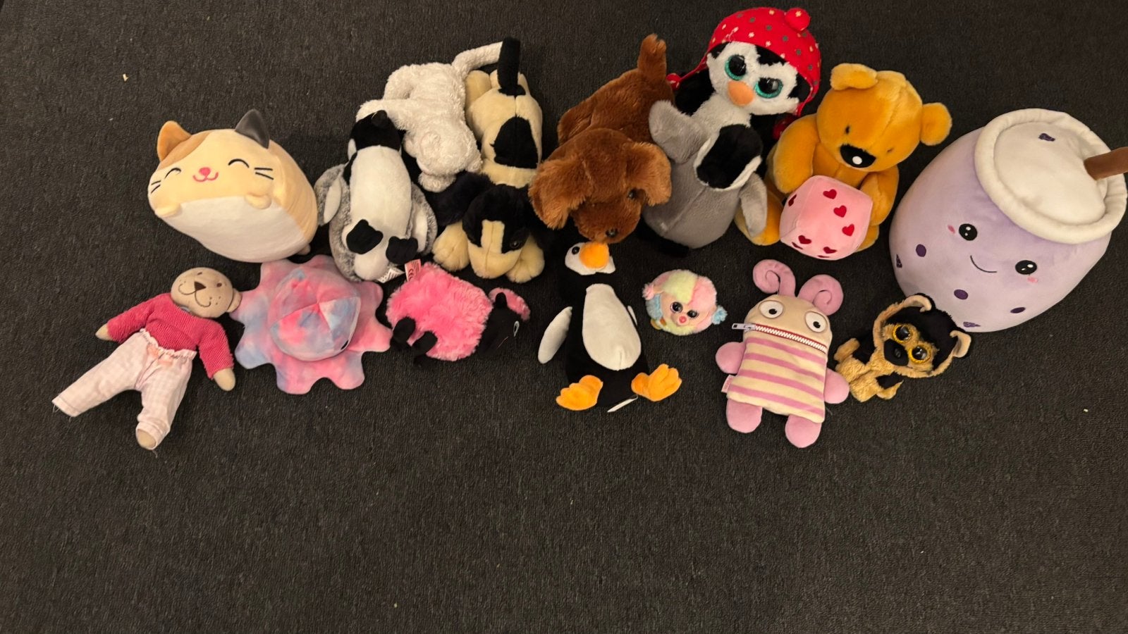 16 knuffels, Ophalen, Zo goed als nieuw, Overige typen