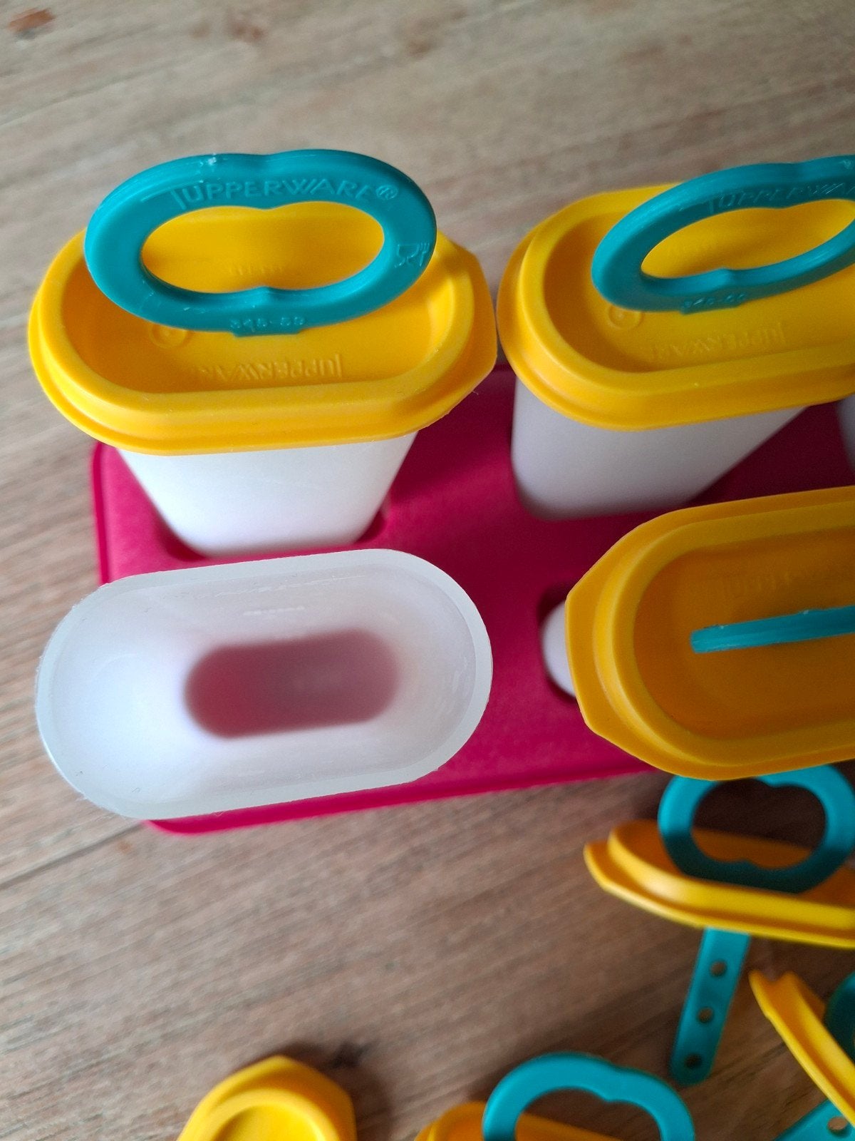 Tupperware IJsjesvormen met houder, Gebruikt, Overige kleuren, Geschikt voor vriezer, Overige typen
