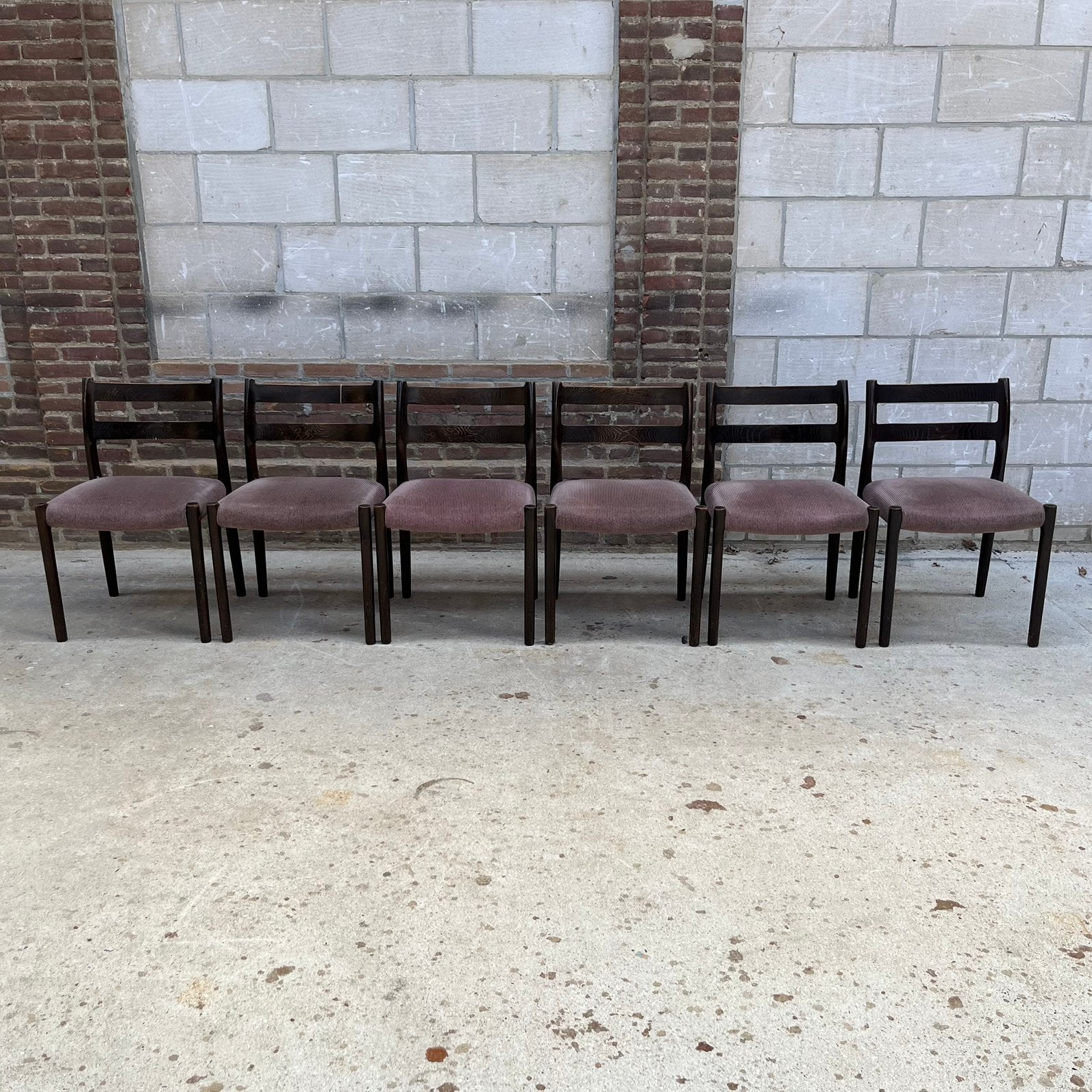 Niels Otto Moller/ Model 84 / JL Moller Mobelfabrik, Ophalen, Gebruikt, Bruin, Vijf, Zes of meer stoelen