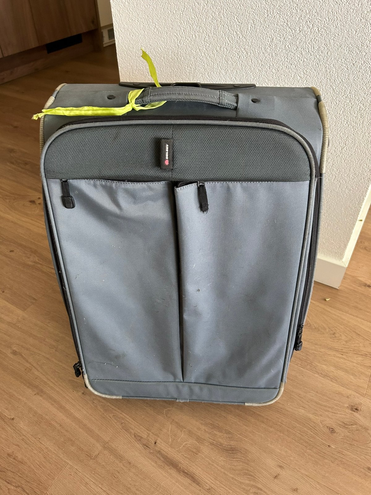 Delsey koffer, Zo goed als nieuw, 35 tot 45 cm, Ophalen, 60 tot 70 cm