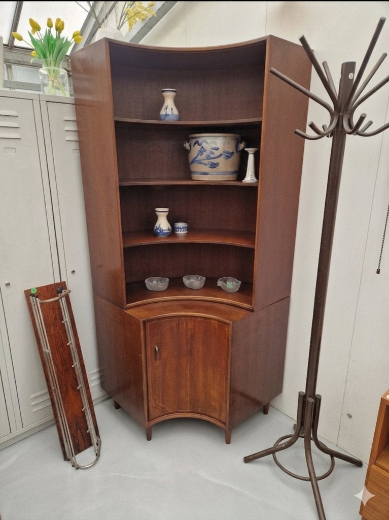 Vintage hoekkast van formule door Kempkes, Ophalen, ., 50 tot 100 cm, .
