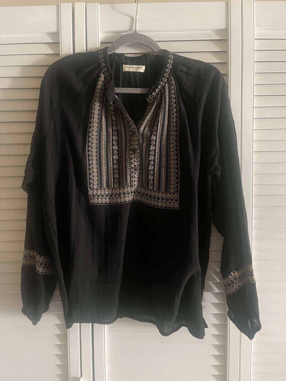 Maison Hotel Geborduurde Blouse Zwart Maat L, Kleding | Dames, Ophalen of Verzenden, Zo goed als nieuw, Maat 42/44 (L), Zwart