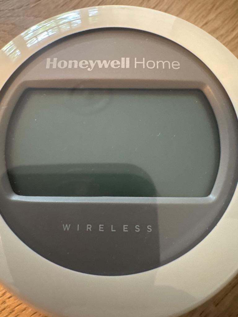 Honeywell Home T40 Draadloze Thermostaat Resideo, Ophalen of Verzenden, Slimme thermostaat, Zo goed als nieuw
