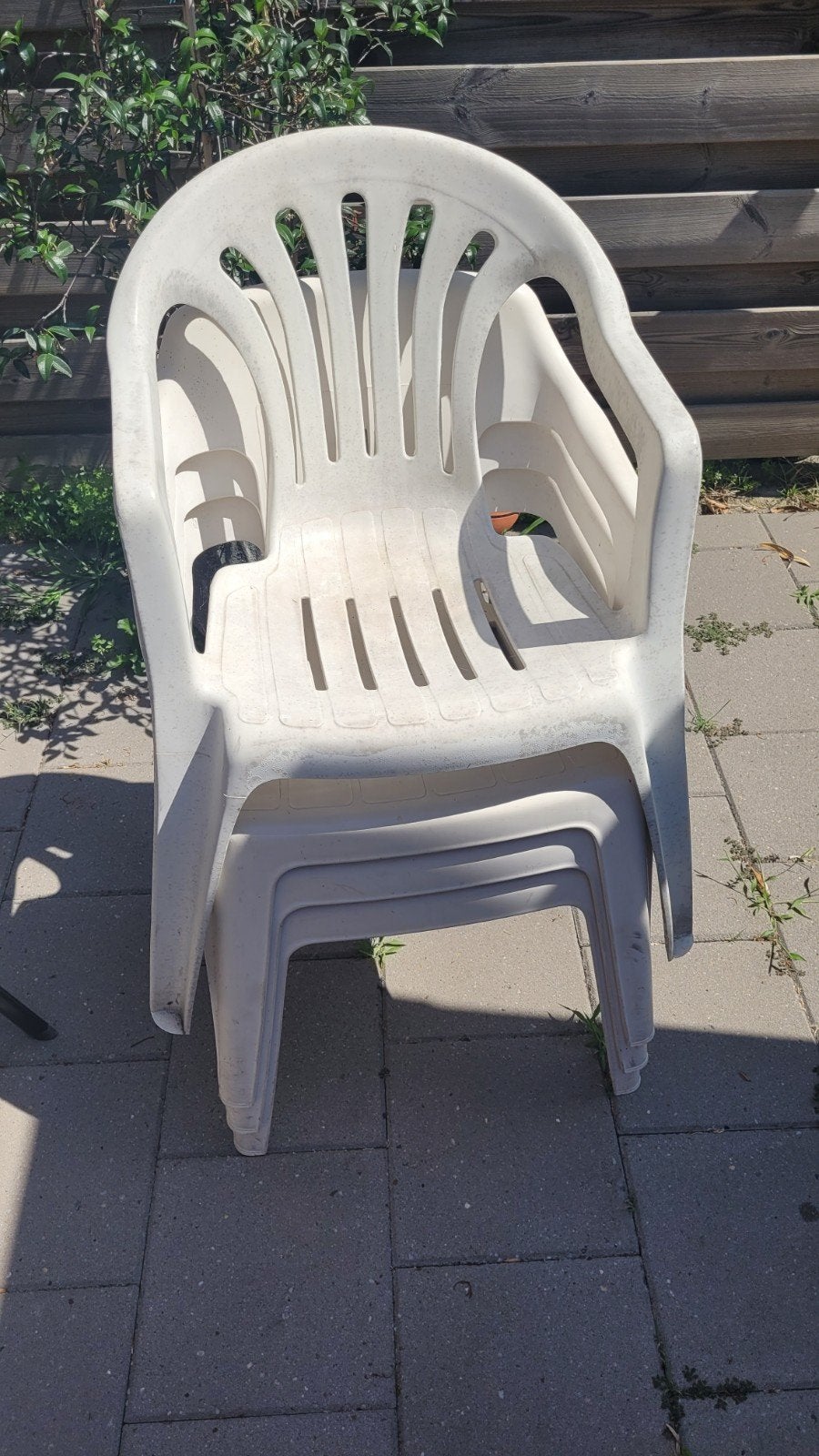 4 kuipstoelen en 2 ligstoelen, Tuin en Terras, Ophalen, Gebruikt, Kunststof