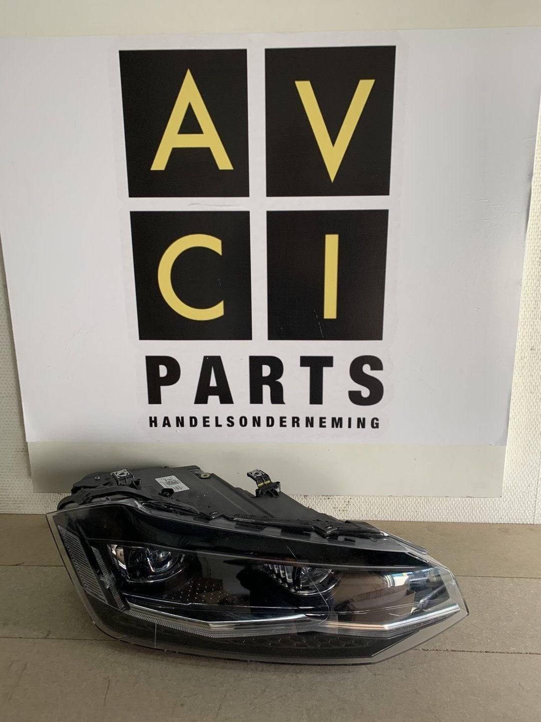 Koplamp VW Polo 2G VOLLED  Rechts 2G1941036F, Auto-onderdelen, Verlichting, Gebruikt, -, Volkswagen, -
