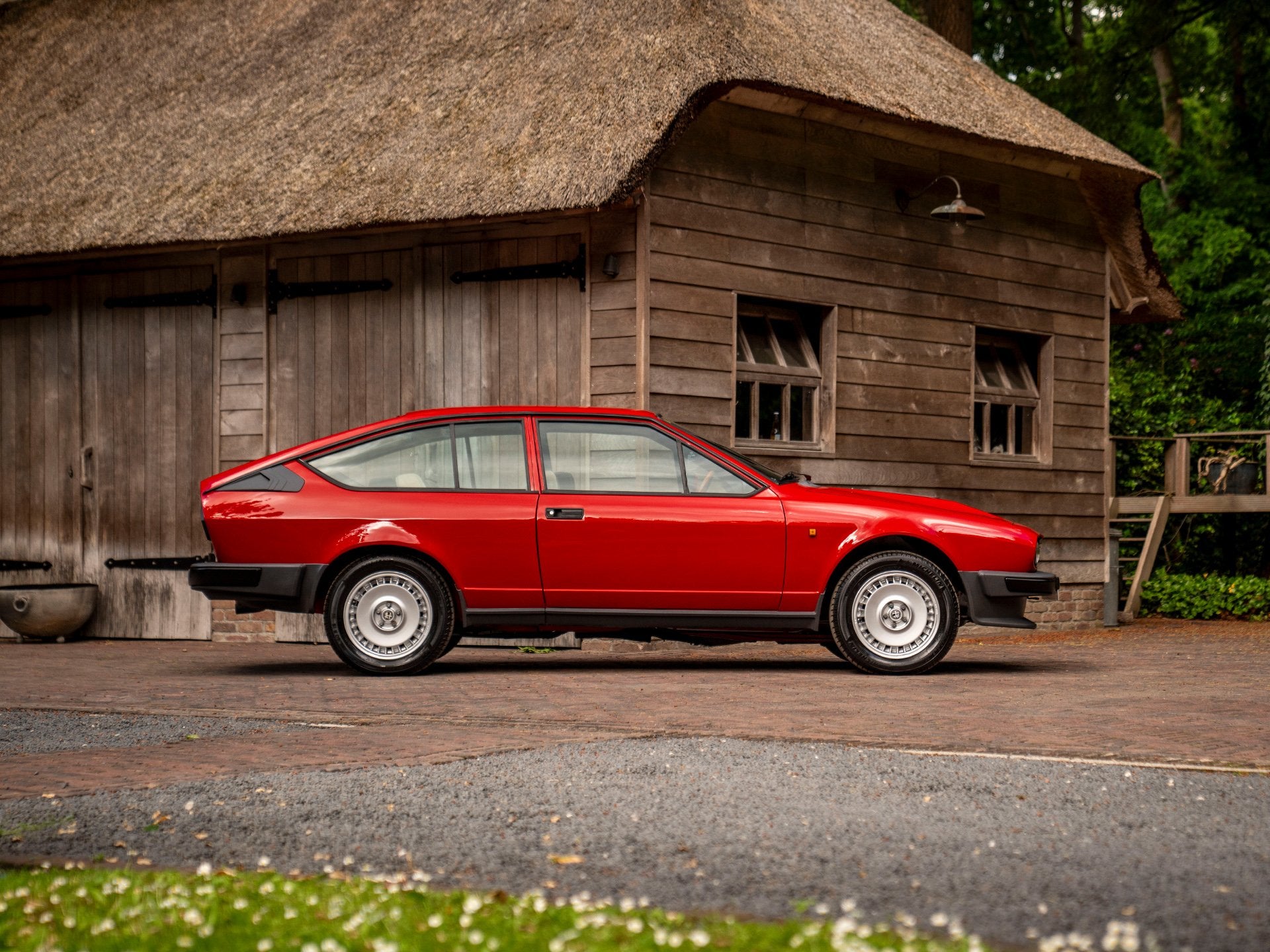 Alfa Romeo GTV 2.5 V6 (bj 1981), Beige, Bedrijf, Handgeschakeld, 2492 cc
