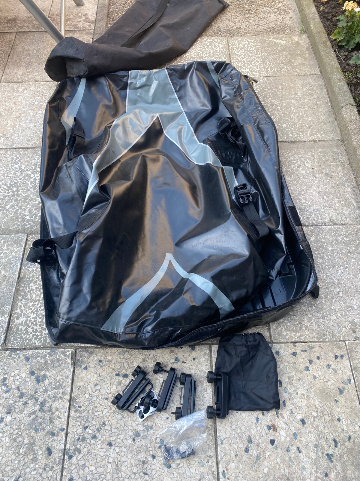 Opvouwbare Dakkoffer Pro User 330L, Ophalen, Gebruikt