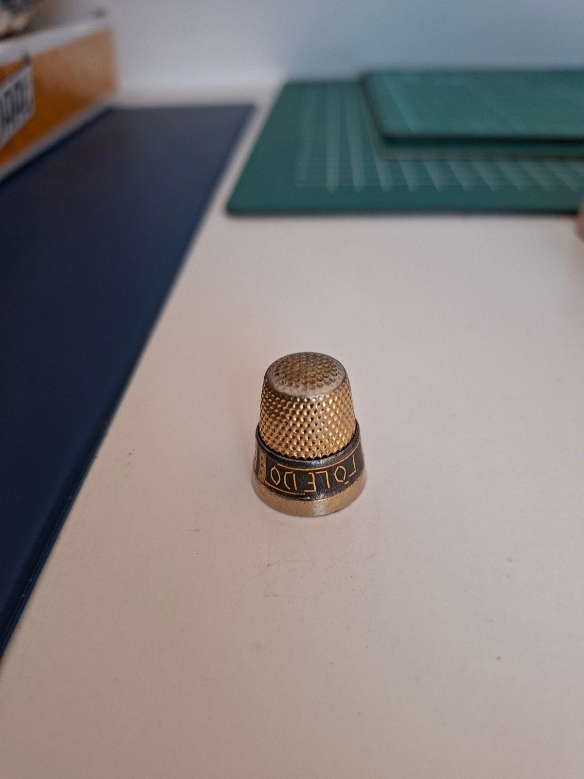 Vingerhoed  VintageToledo, Ophalen of Verzenden, Zo goed als nieuw, Overige materialen