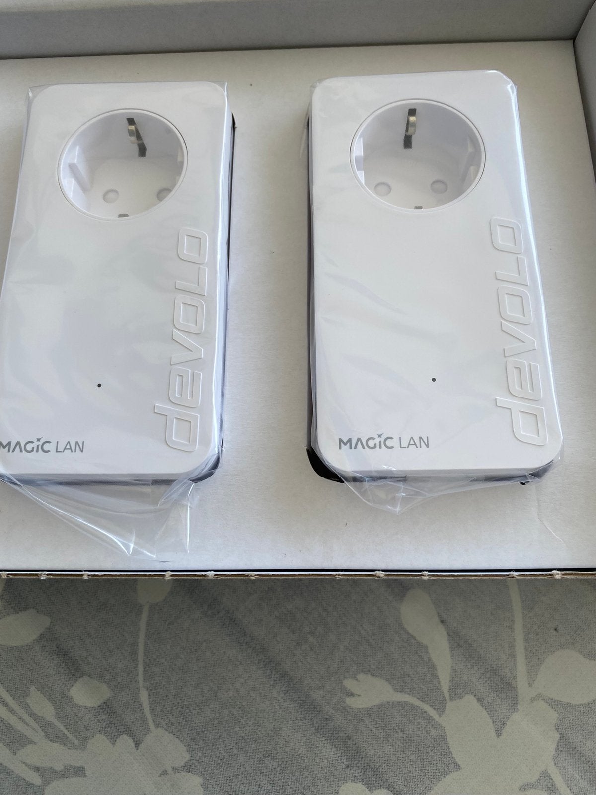 Nieuwe Devolo Magic 1 Draadloze verbindingsset., Ophalen of Verzenden, Nieuw