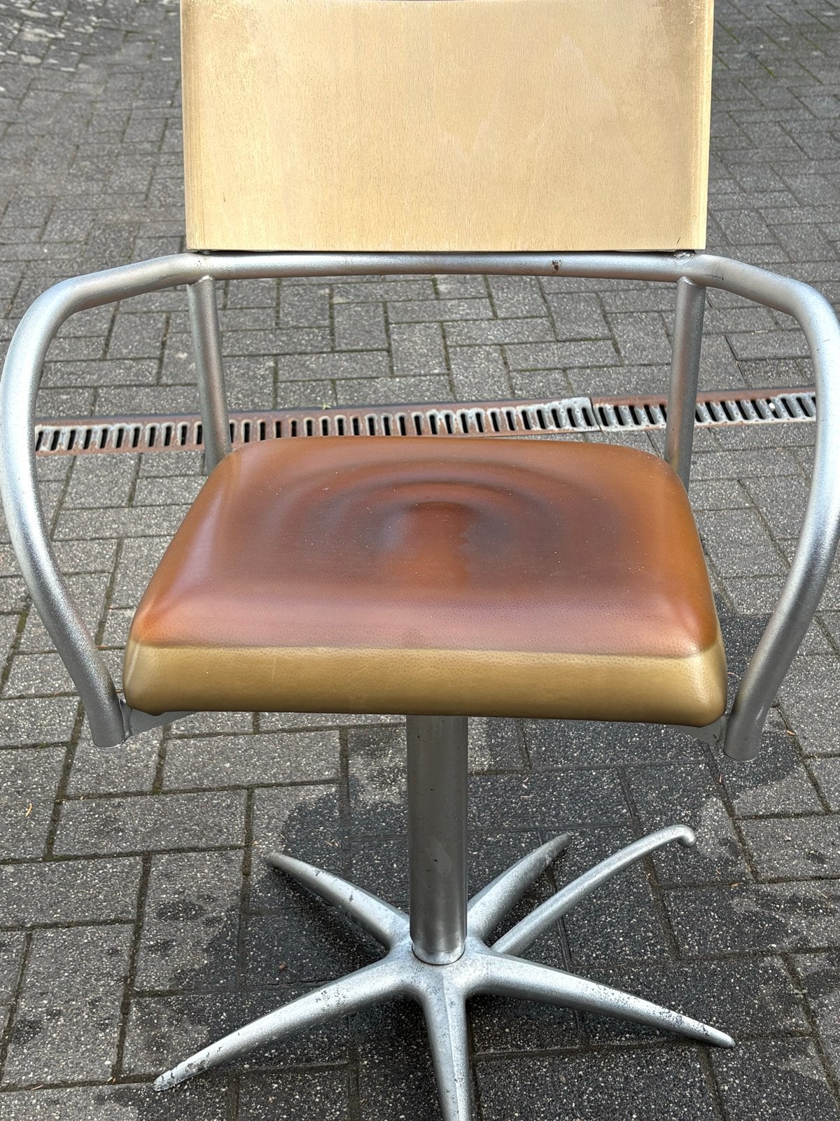Vintage draaibare bureaustoel met metalen frame, Huis en Inrichting, Ophalen, Gebruikt, Bruin, Metaal