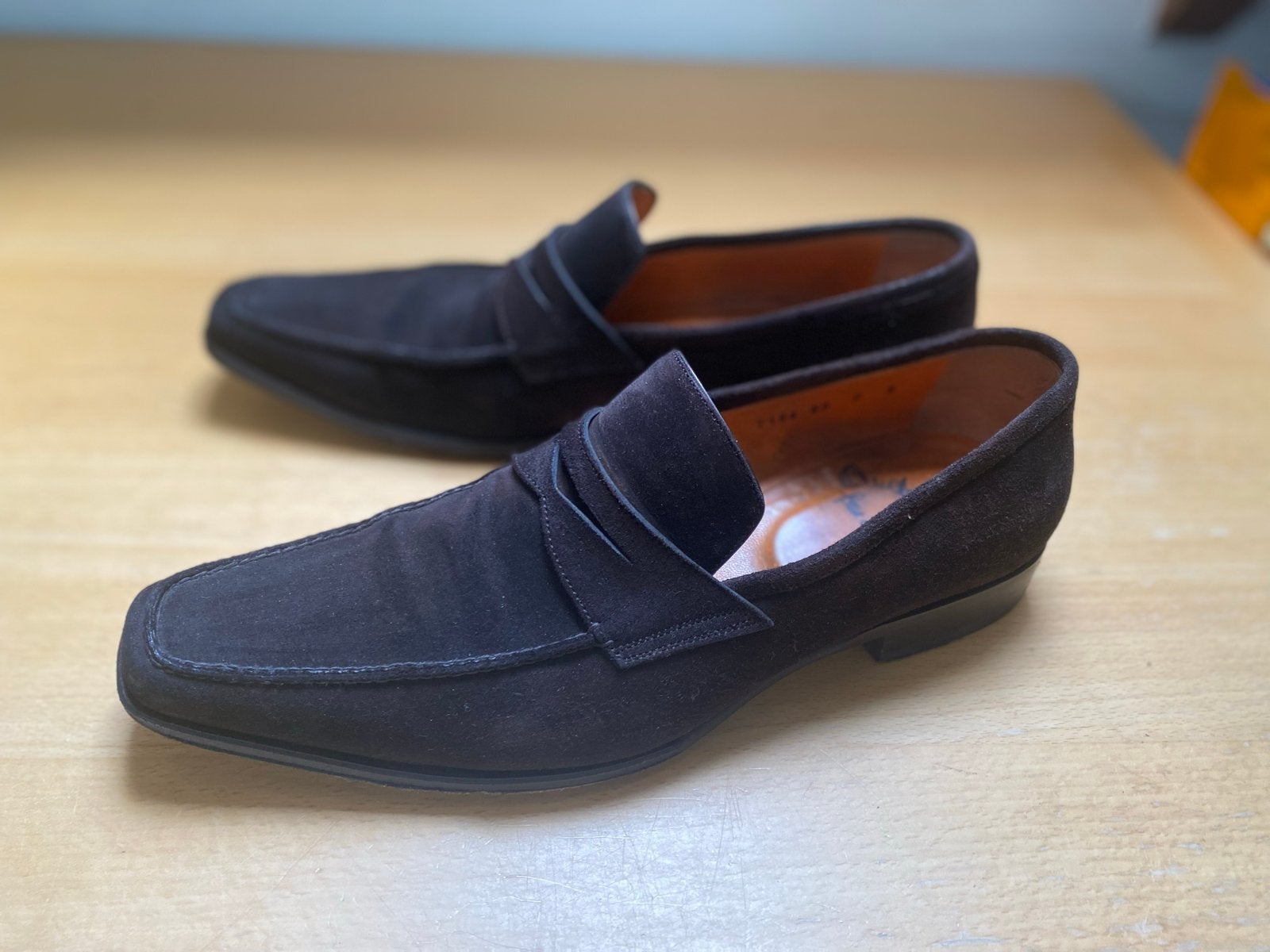 Santoni Donkerbruine Suède Loafers Maat 42,5, Kleding | Heren, Loafers, Bruin, Verzenden, Gedragen