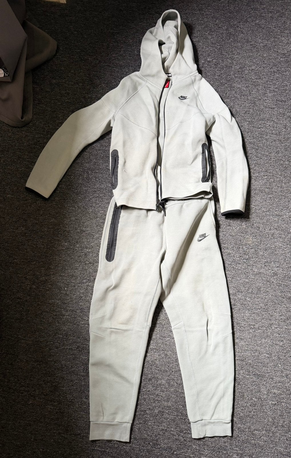 Nike tech(jogging)pak 158/170 mintgroen origineel, Ophalen of Verzenden, Gebruikt, Jongen, Setje