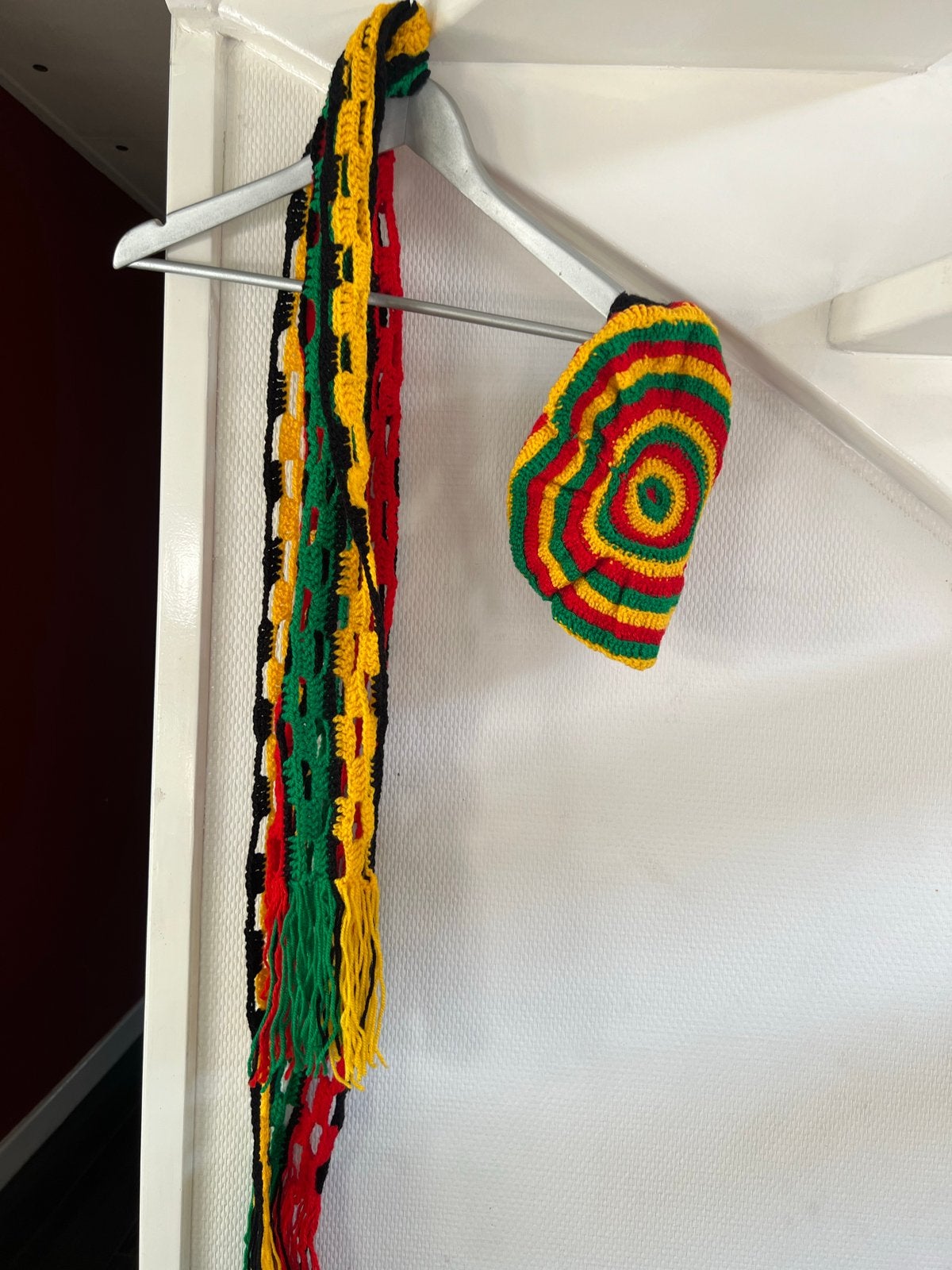 Rasta Muts en Sjaal Set - Handgemaakt, Kleding | Dames, Mutsen, Sjaals en Handschoenen, Zo goed als nieuw, Muts, Maat 38/40 (M)