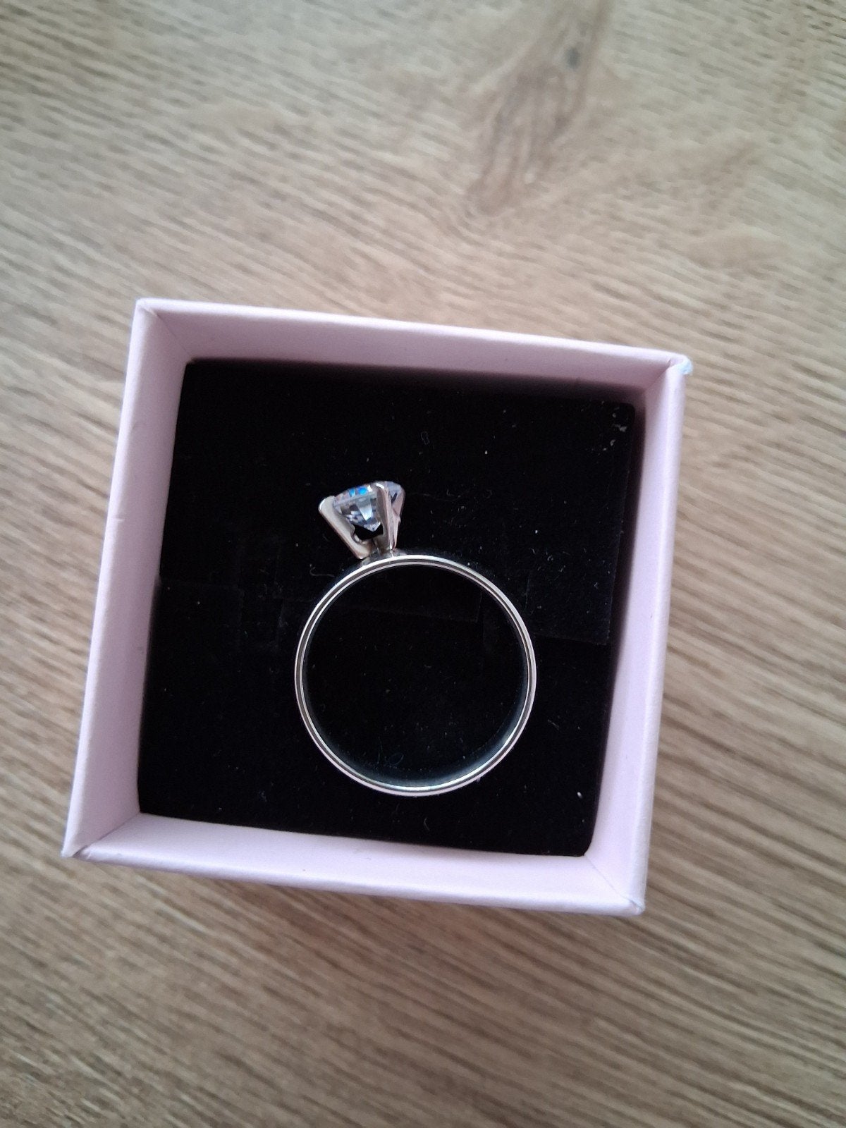Nieuwe RVS Ring met Zirkonia Steentje - Maat 18/19, Sieraden, Tassen en Uiterlijk, Ringen, Ophalen, 18 tot 19, IJzer of Staal