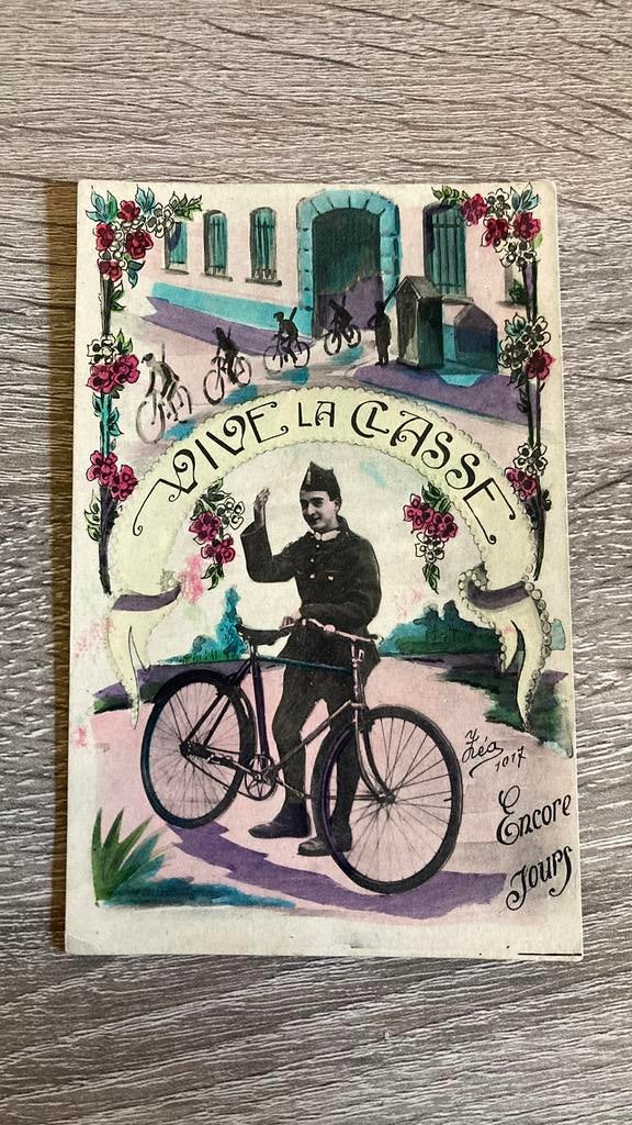 Oude ansichtkaart Militair op fiets Vive la Classe, Verzamelen, Ansichtkaarten | Themakaarten, Ophalen of Verzenden, Voor 1920
