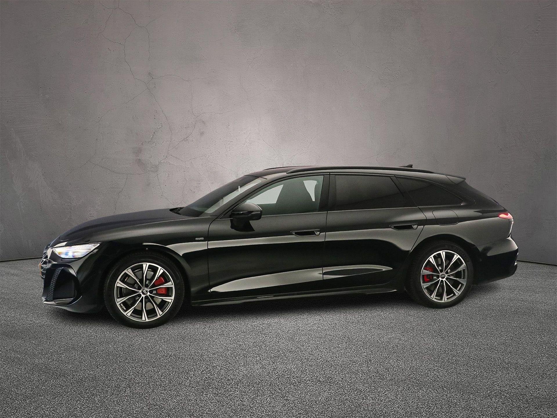 Audi A6 Avant 2.0 e-hybrid quattro S edition Competition | T, Auto's, Audi, Stof, Gebruikt, 4 cilinders, 150 min